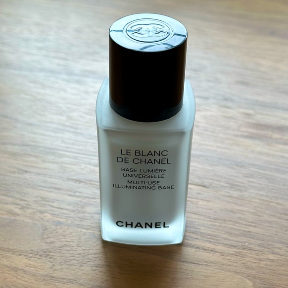 Chanel Multi-use base makeup primer - Picture 1 of 4